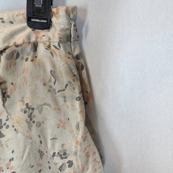 Club Monaco silk shorts - Picture 5 of 10